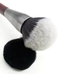 Blossom Point Tail Powder Brush
