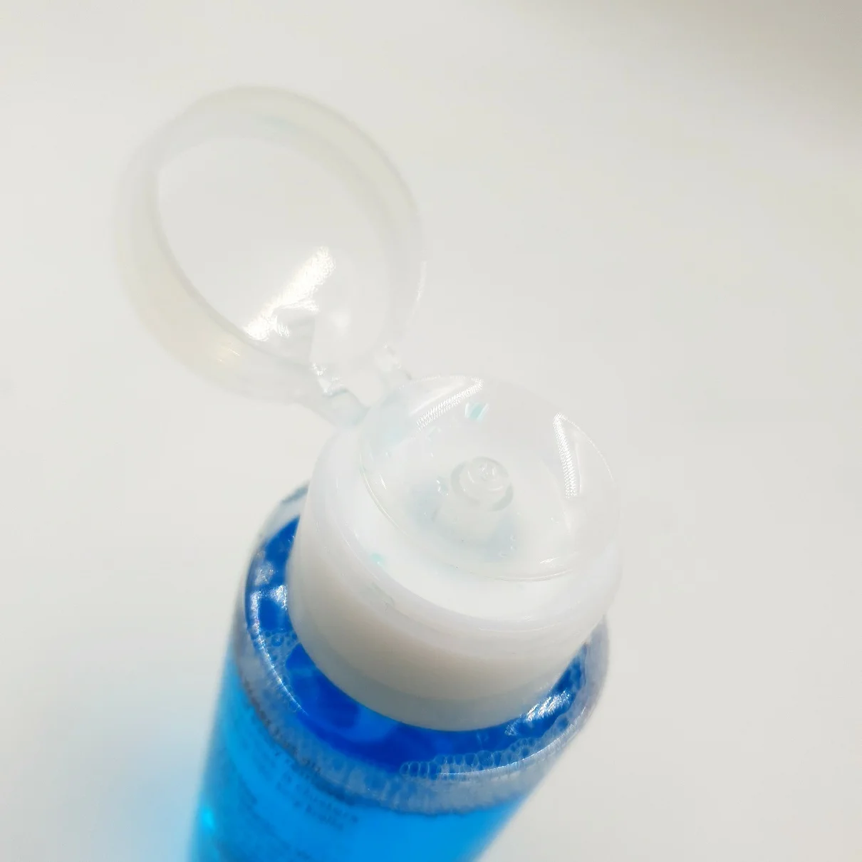 Blossom Micellar Makeup Cleanser - Image 4