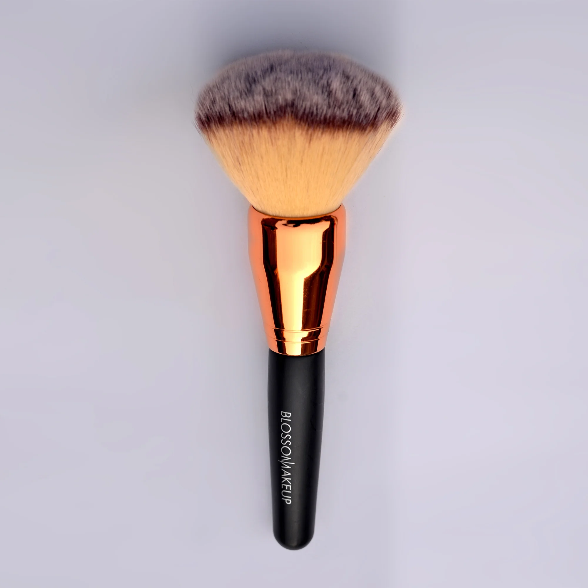 #002 - Powder Brush - Image 1