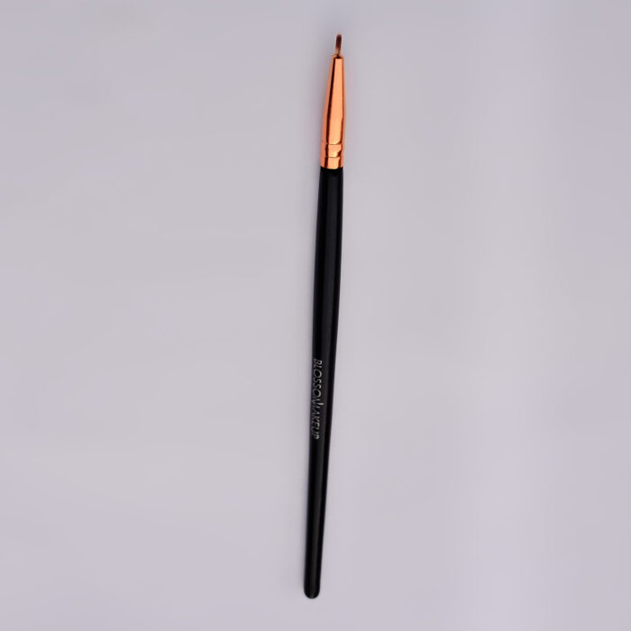 #028 - Eyeliner Brush