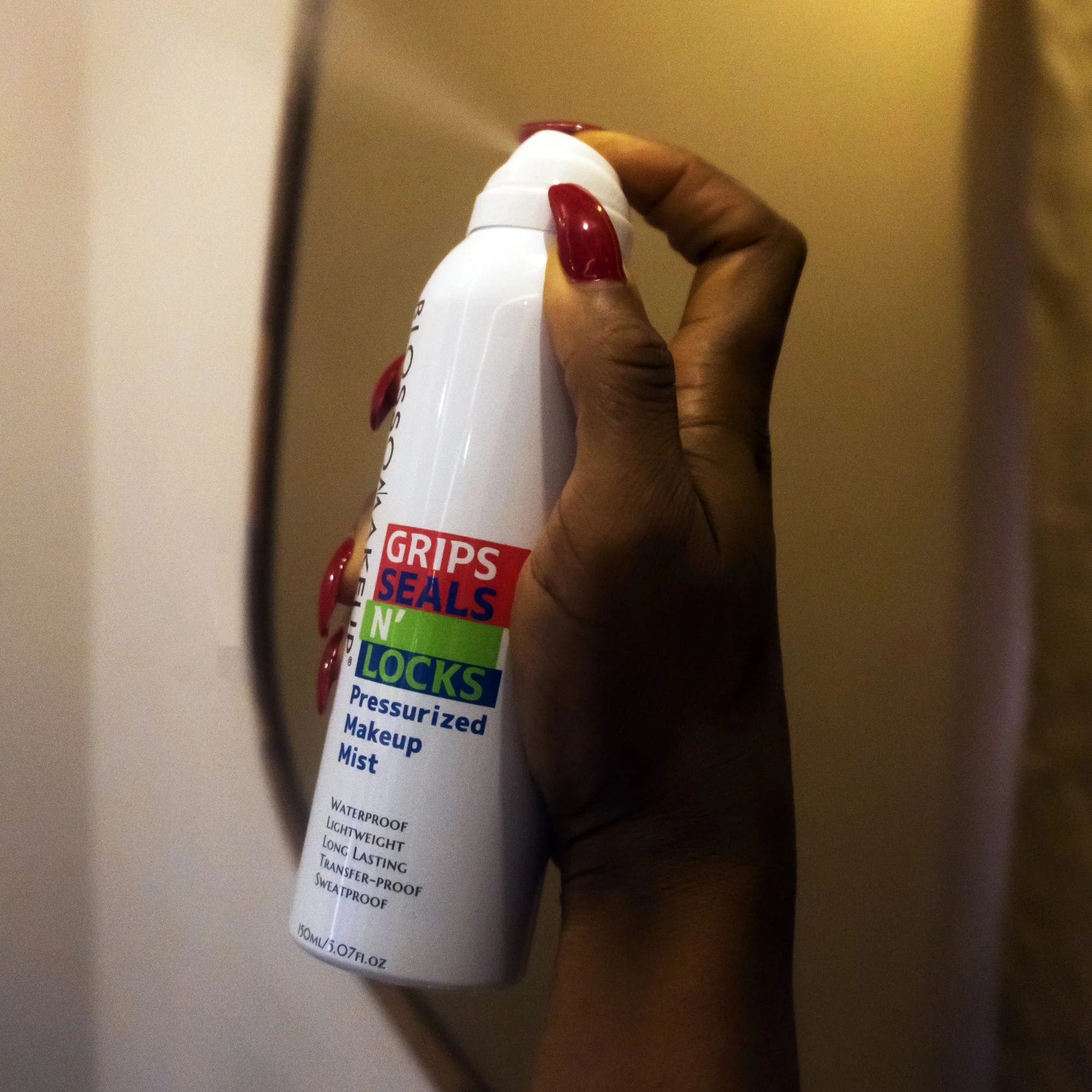 Blossom Makeups Grips, Seals n' Locks Mist - Image 3